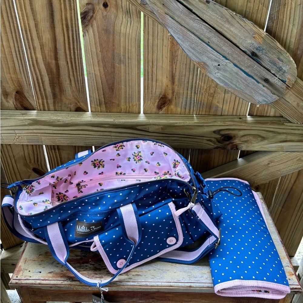 NWT Matilda Jane The Essentials Diaper Bag & Changing Pad